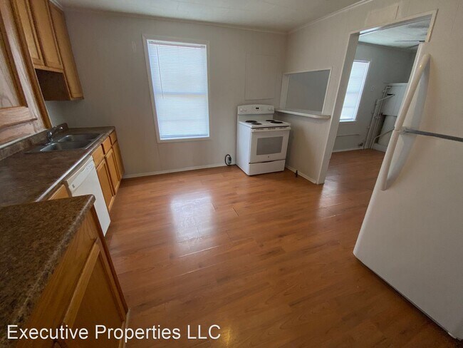 Foto del edificio - 3 br, 1 bath House - 421 Broussard Road