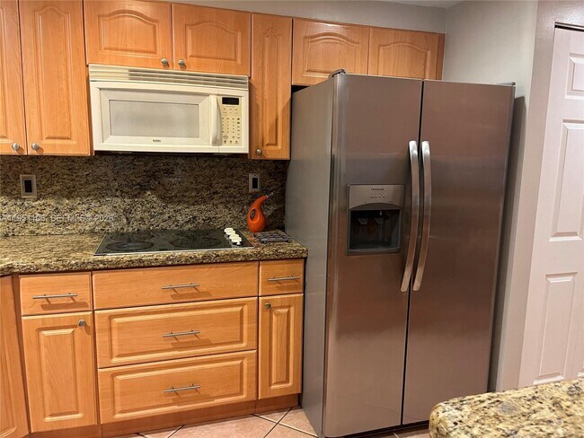 Building Photo - 9702 Costa Del Sol Blvd