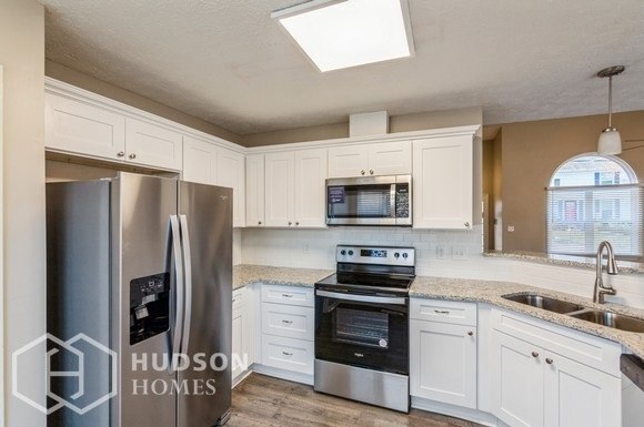 Building Photo - NOW AVAILABLE! - 5264 Village Way, Nashvil...