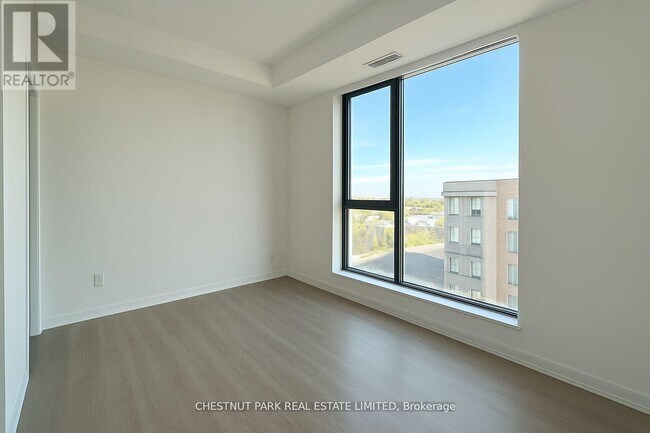 Photo du bâtiment - 120 Eagle Rock Way