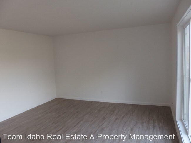 Building Photo - 433-433 Indian Hills Dr