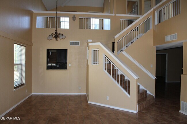 Foto del edificio - 11204 Endeavor Pl