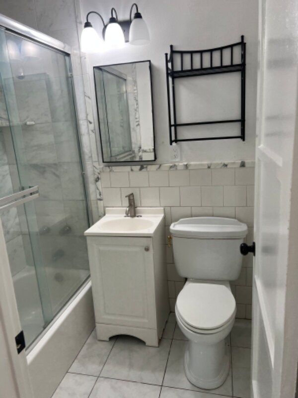 Foto del edificio - 6331 Orange Ave