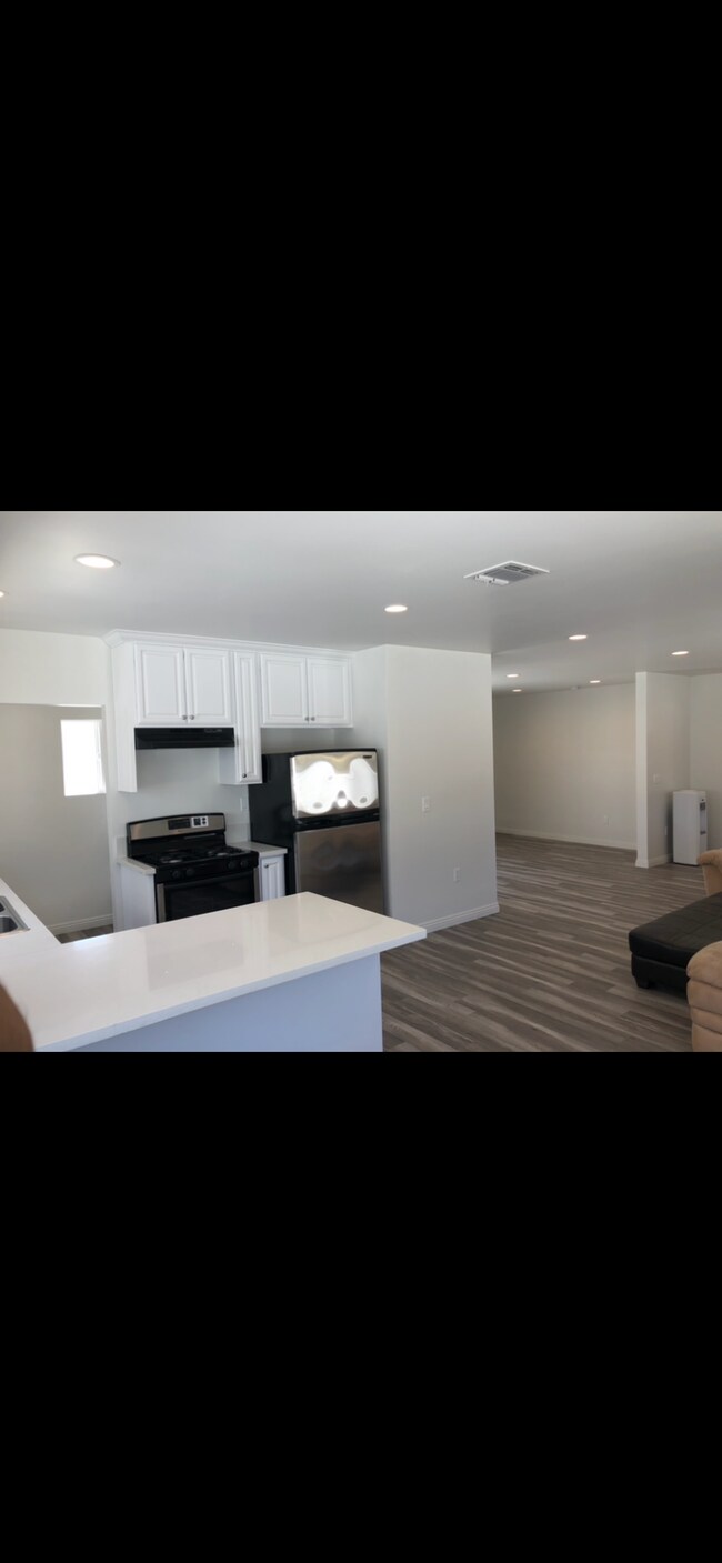 Foto del edificio - 7600 N Claybeck Ave