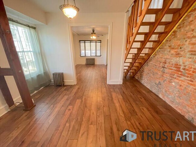 Foto del edificio - 3 bedroom house in West Powelton