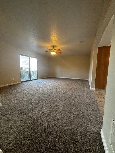 Foto del edificio - Beautiful Townhomes