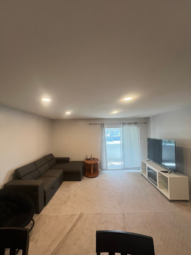 Foto del edificio - 3344 Sandy Way
