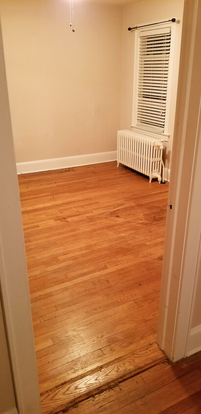 Primary Photo - 10 North St