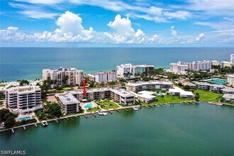 Building Photo - 3200 Gulf Shore Blvd N