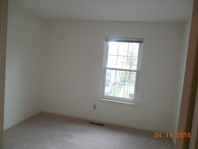 Building Photo - 4605 Flicka Ct
