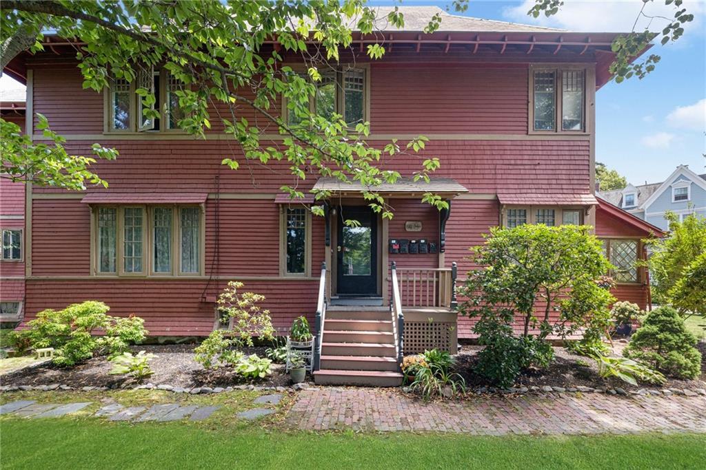 48 Everett St Unit B, Newport, RI 02840 Condo for Rent in Newport, RI