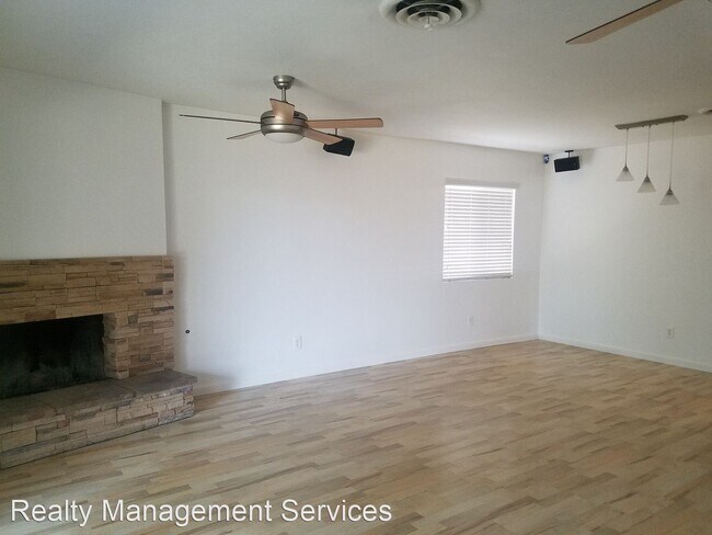 Foto del edificio - 3 br, 1.5 bath House - 3818 Purdue Dr.