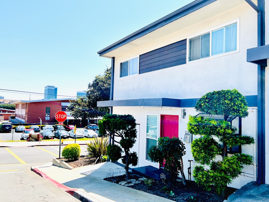 335 Center St, El Segundo, CA 90245 Townhome Rentals in El Segundo CA