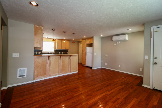 Building Photo - Fantastic 2-Bedroom, 1-Bath Home With Soli...