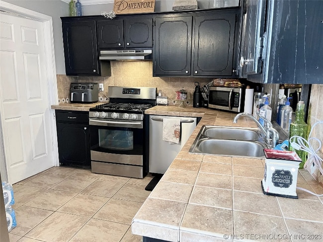 Building Photo - 1904 Quail Run