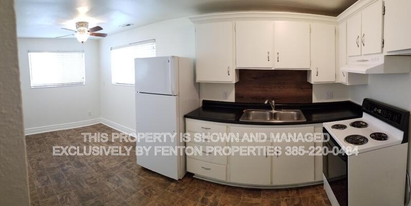 Primary Photo - 740 N Irving St - 4