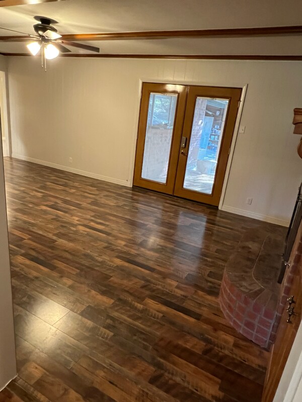Building Photo - 1805 Yarborough Dr