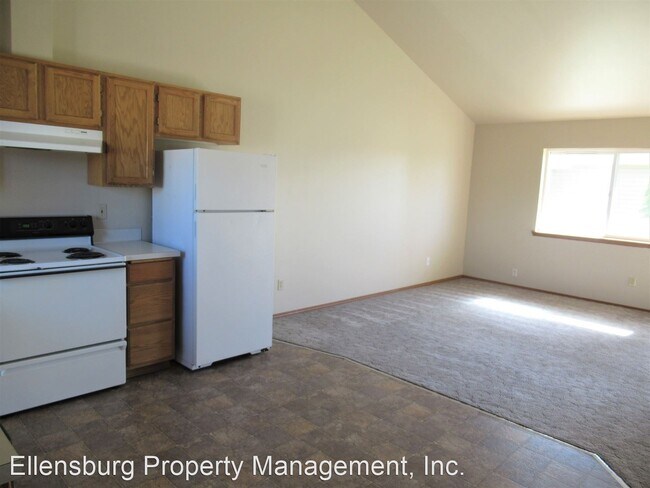Building Photo - 3 br, 1 bath Apartment - 1015 E 19th Ave
