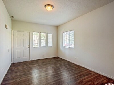 Foto del edificio - 1546 W Big Oak Dr