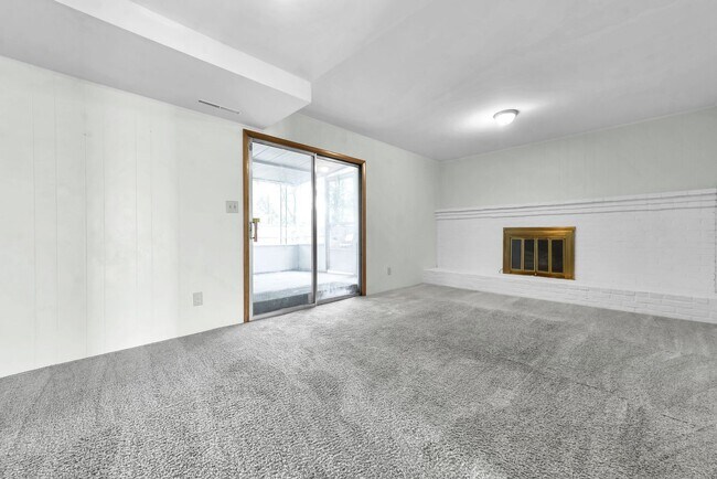 Foto del edificio - 2032 Northcliff Dr