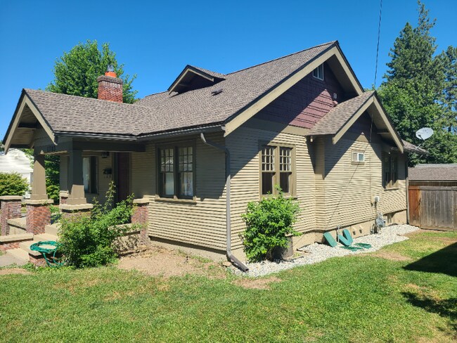 Foto del edificio - 1703 E 15th Ave