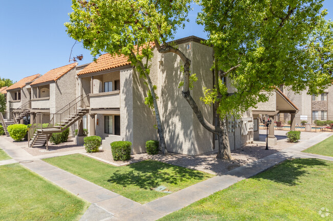 Building Photo - Scottsdale Place Apartments