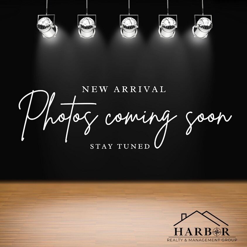 Foto principal - Recently Renovated 5 Bedroom Home!