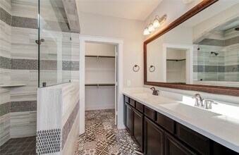 Building Photo - 18150 Moonlit River Dr