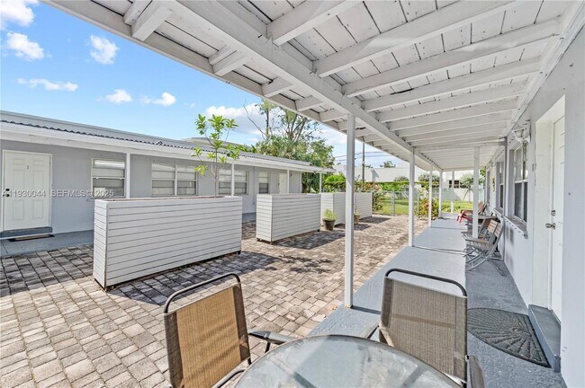 Foto del edificio - 1125 NE 5th Ave