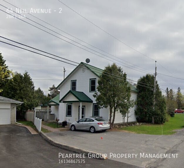Primary Photo - Nifty Neil-2 bed upstairs apartment in Old...