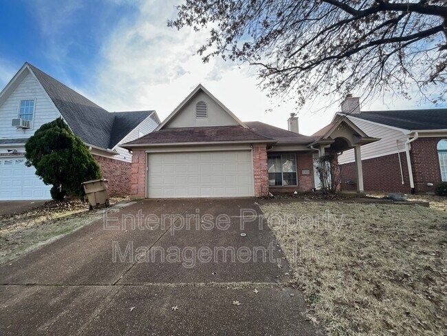 Photo - 7323 Appling Ridge Dr House