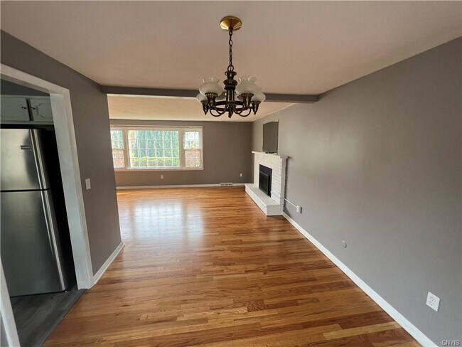 Foto del edificio - 417 Blueberry Ln