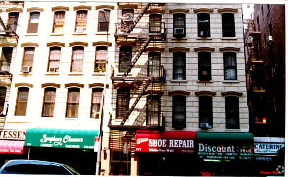 Foto del edificio - 971 - 973 First Ave