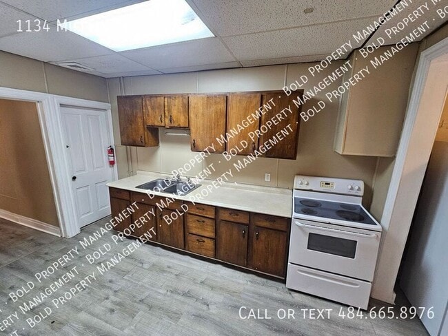 Building Photo - 1134 Mifflin St
