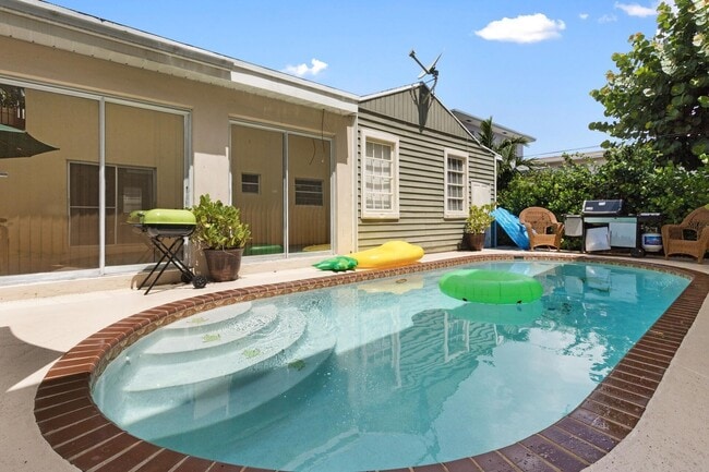 Building Photo - 216 Ocean Breeze