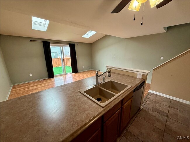 Building Photo - 5452 Borgase Ln