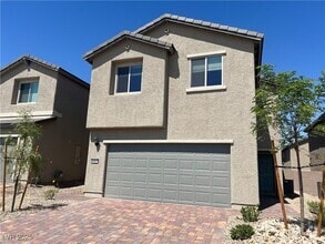 Building Photo - 6017 Swift Lariat St