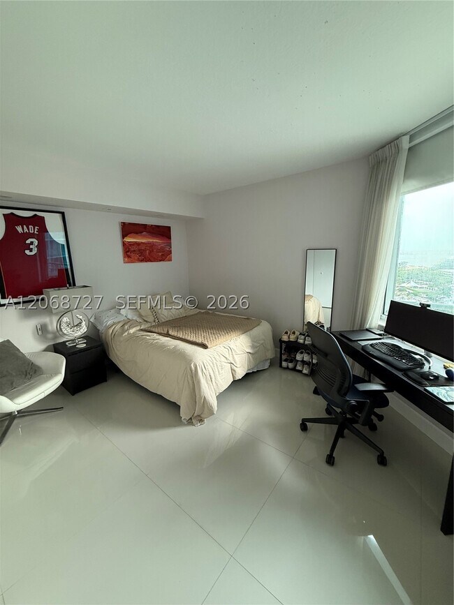 Building Photo - 335 S Biscayne Blvd