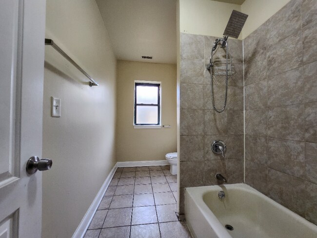 Foto del edificio - 4840 W Adams St