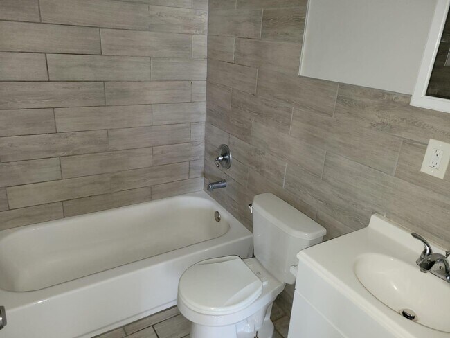 Foto del edificio - 156 Bull Hill Ln