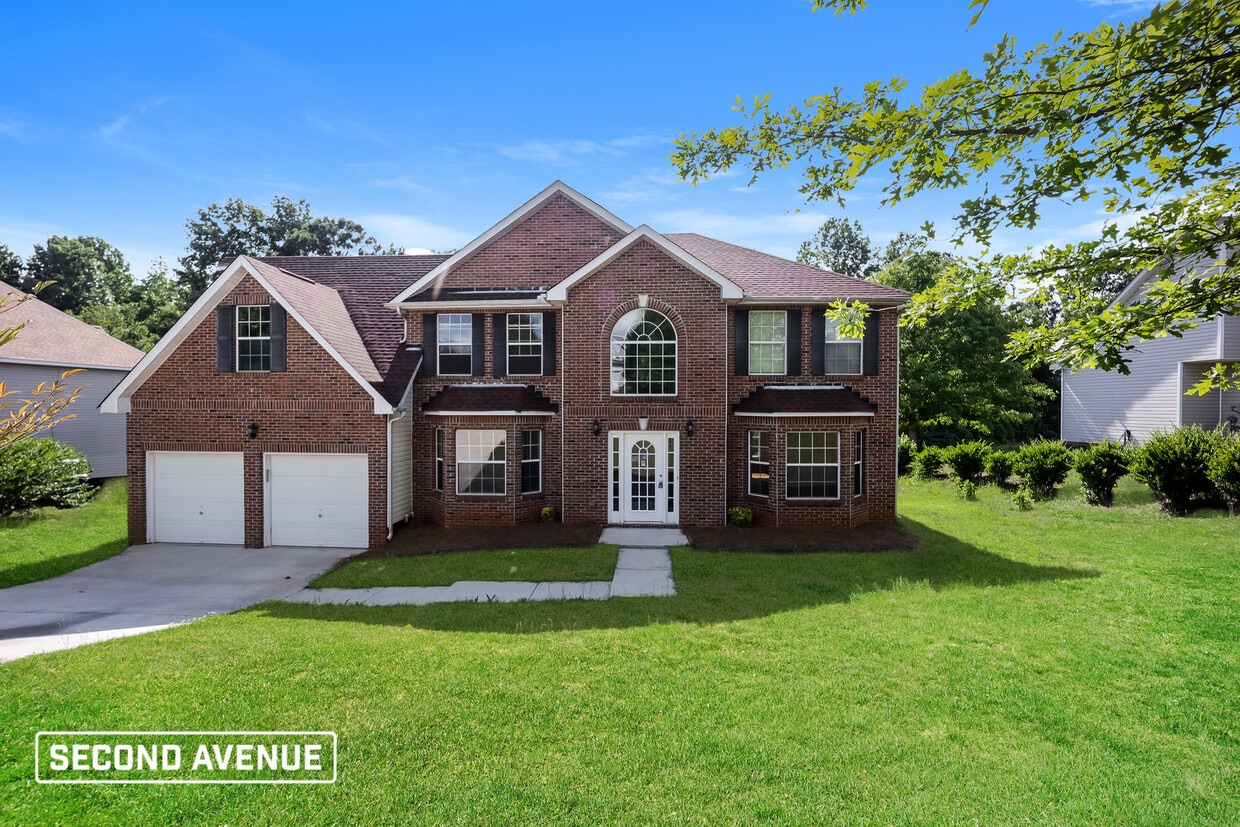 697 Burtons Cove, Hampton, GA 30228 House for Rent in Hampton, GA