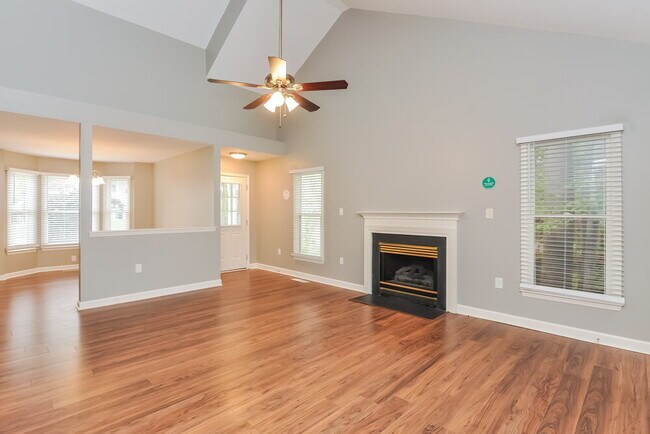 Foto del edificio - 1929 Deep Forest Trail