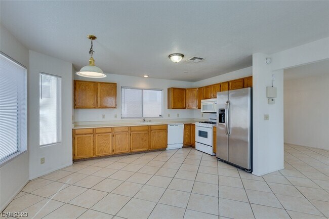 Foto del edificio - 7813 Cherry River Dr