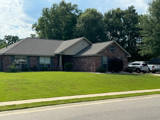 Building Photo - 16127 Brookfield Dr