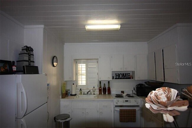 Building Photo - 214 Calle Miramar