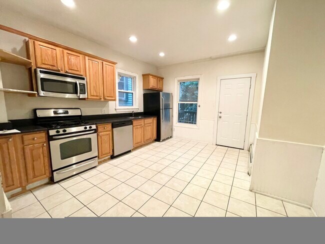 Foto del edificio - 61 Hillside St