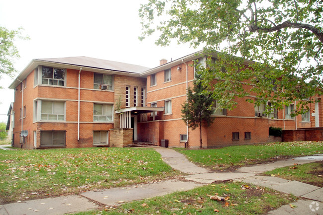 Building Photo - West Boston Apartments