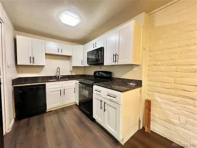 Foto del edificio - 875 S Quebec St