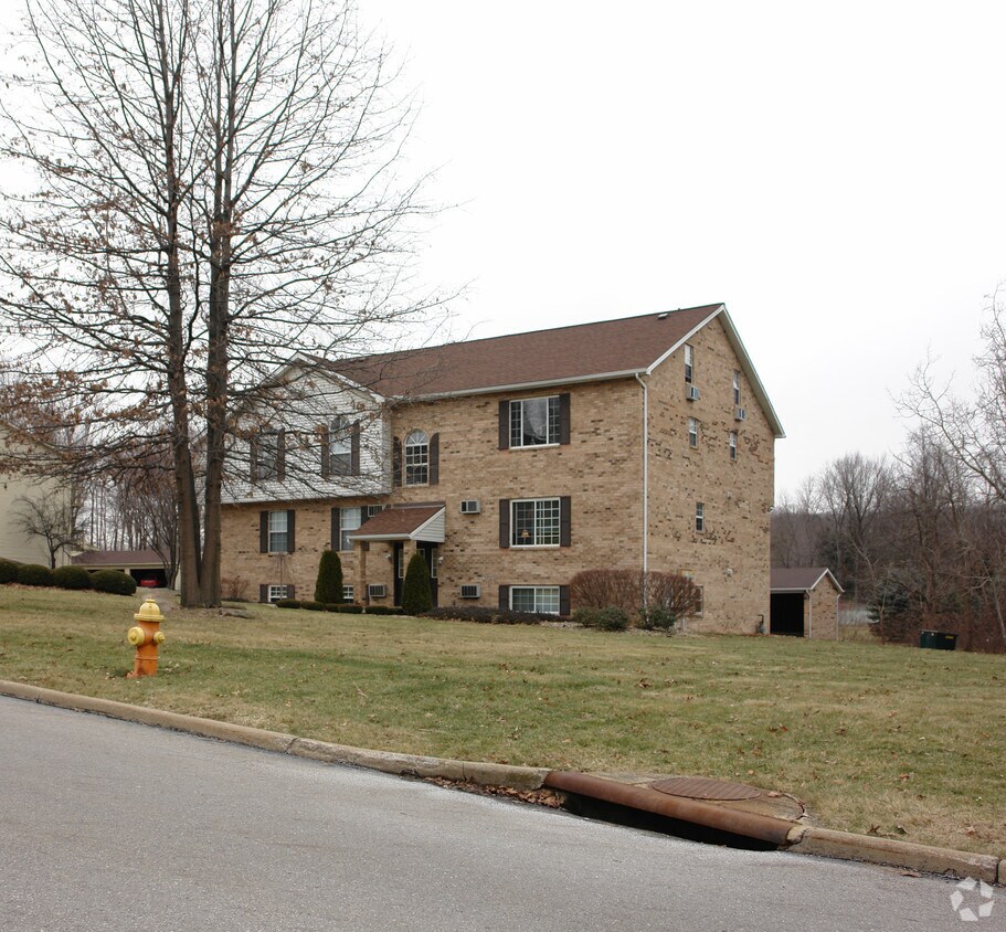 6340 Saint Andrews Dr, Canfield, OH 44406 Apartments in Canfield, OH