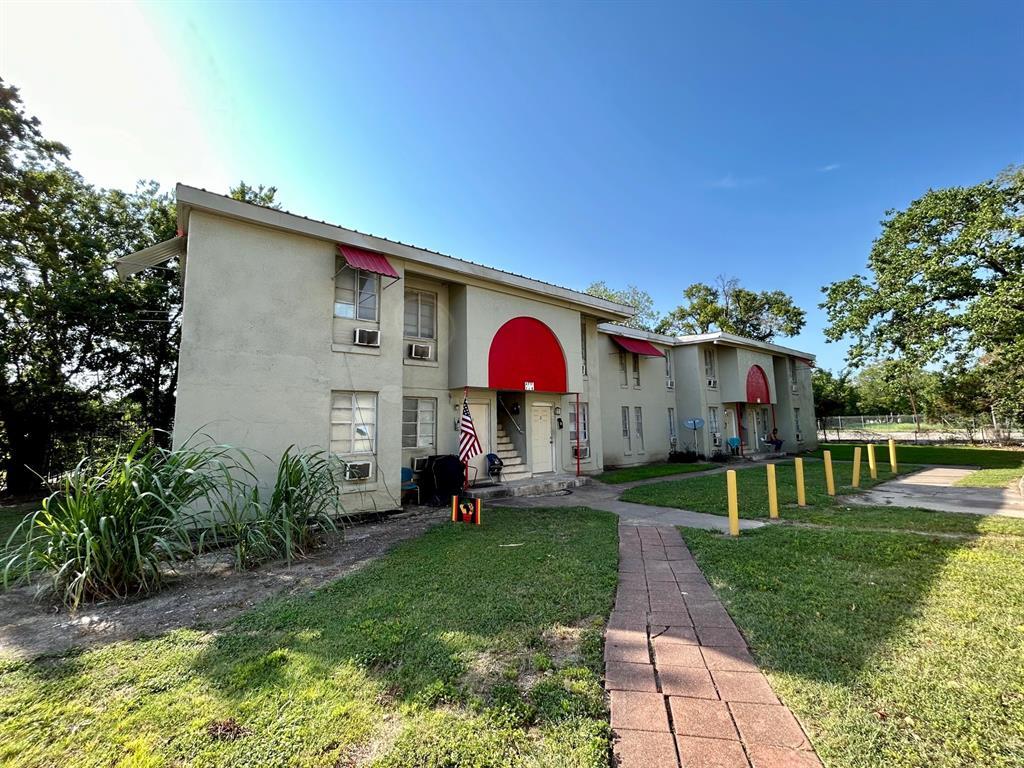 Primary Photo - 2801 Hadley St